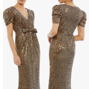 Mac Duggal Bronze Metallic Lattice Floor-Length Gown Size 6. Worn 1x